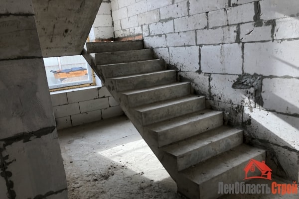 Изготовление бетонной лестницы